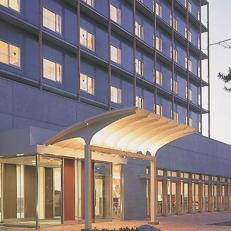 Ou Hotel Йонаґо Екстер'єр фото