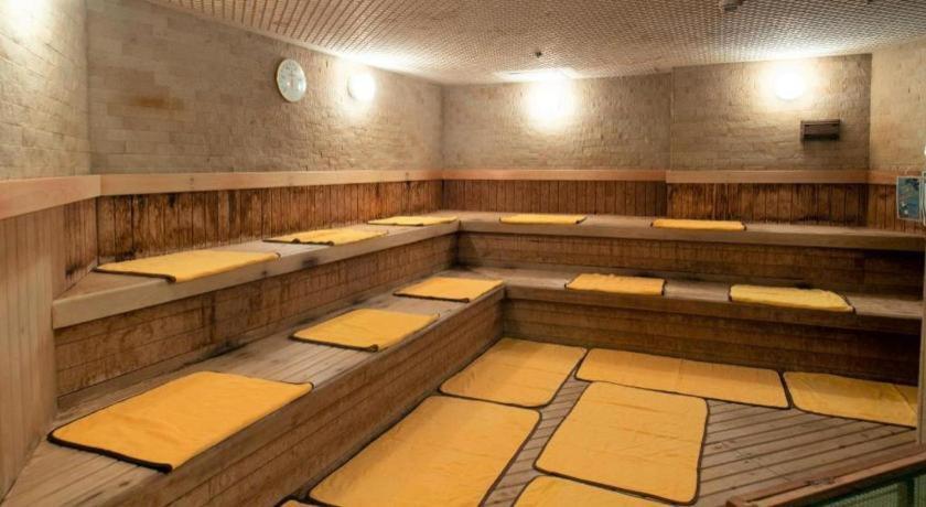 Ou Hotel Йонаґо Екстер'єр фото